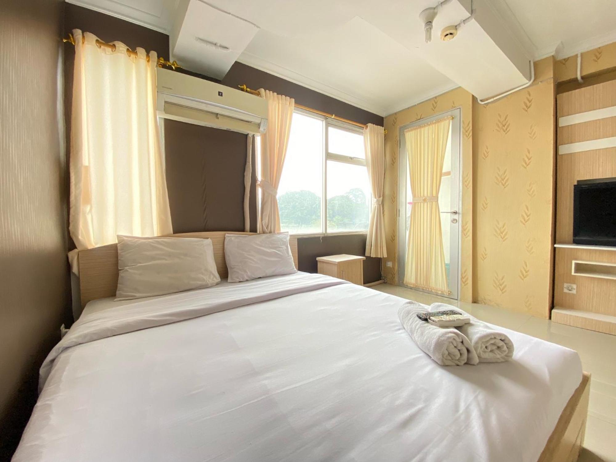 Spacious And Serene At Jarrdin Cihampelas By Travelio Bandung
